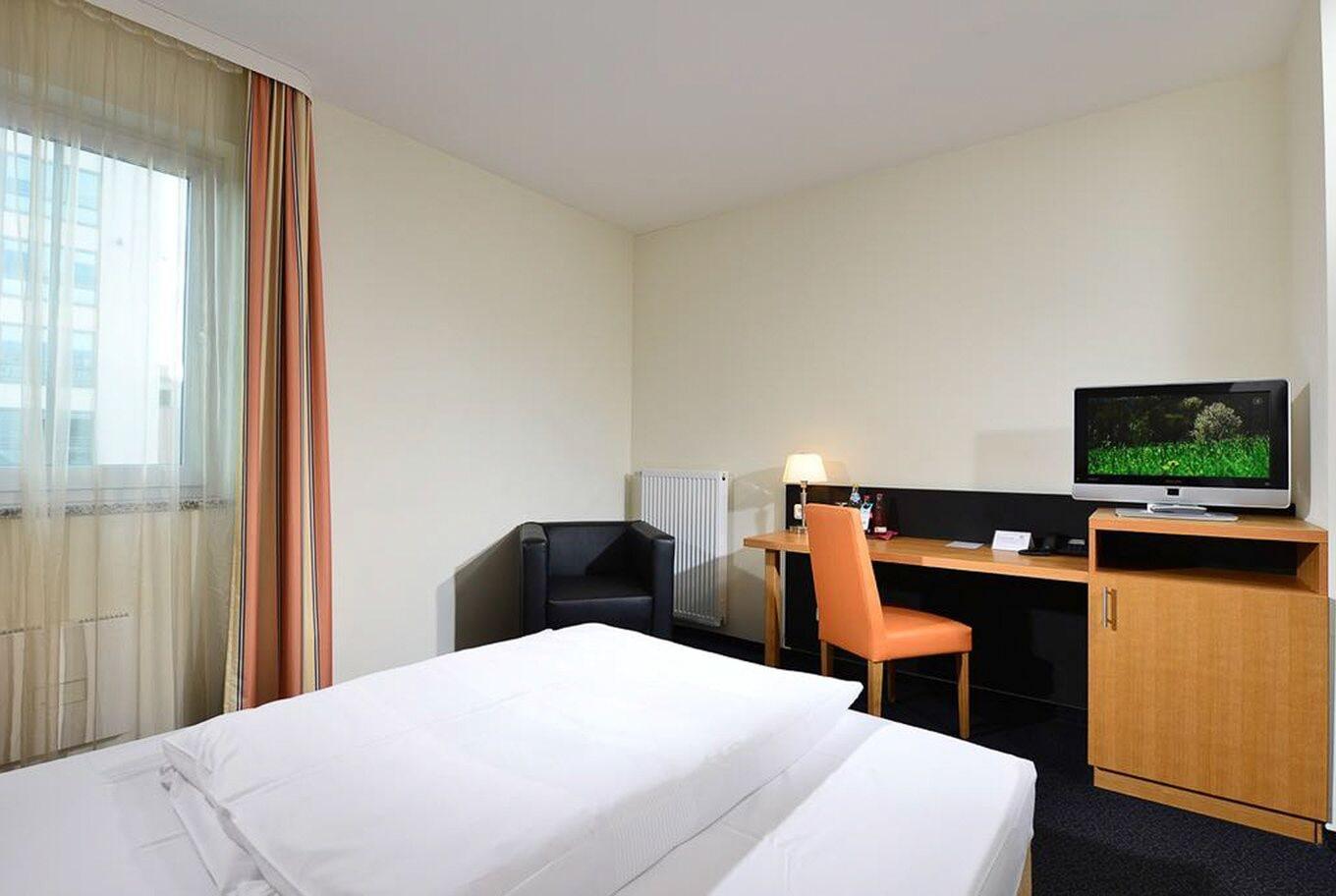 Arthotel Ana Gallery Vaterstetten Esterno foto