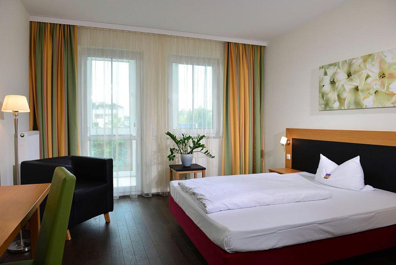 Arthotel Ana Gallery Vaterstetten Esterno foto