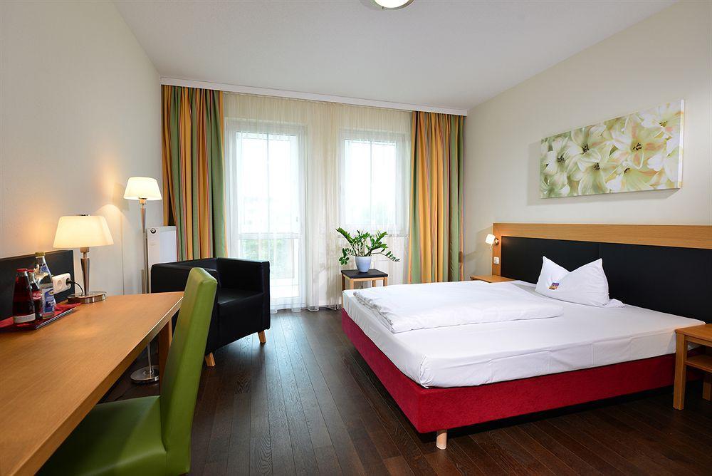 Arthotel Ana Gallery Vaterstetten Esterno foto